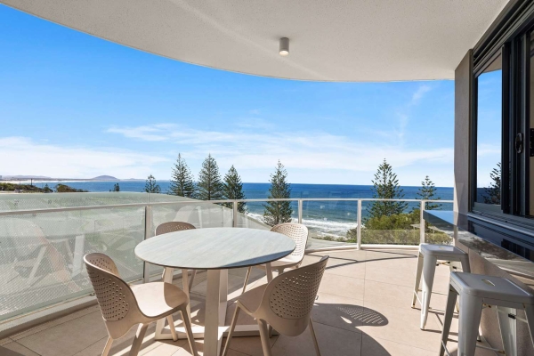an Ascend Hotel Colle Breeze Mooloolaba